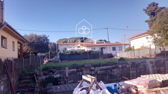 Terreno para Construção para venda em Begues - 242 000 € (Ref: 9547149)