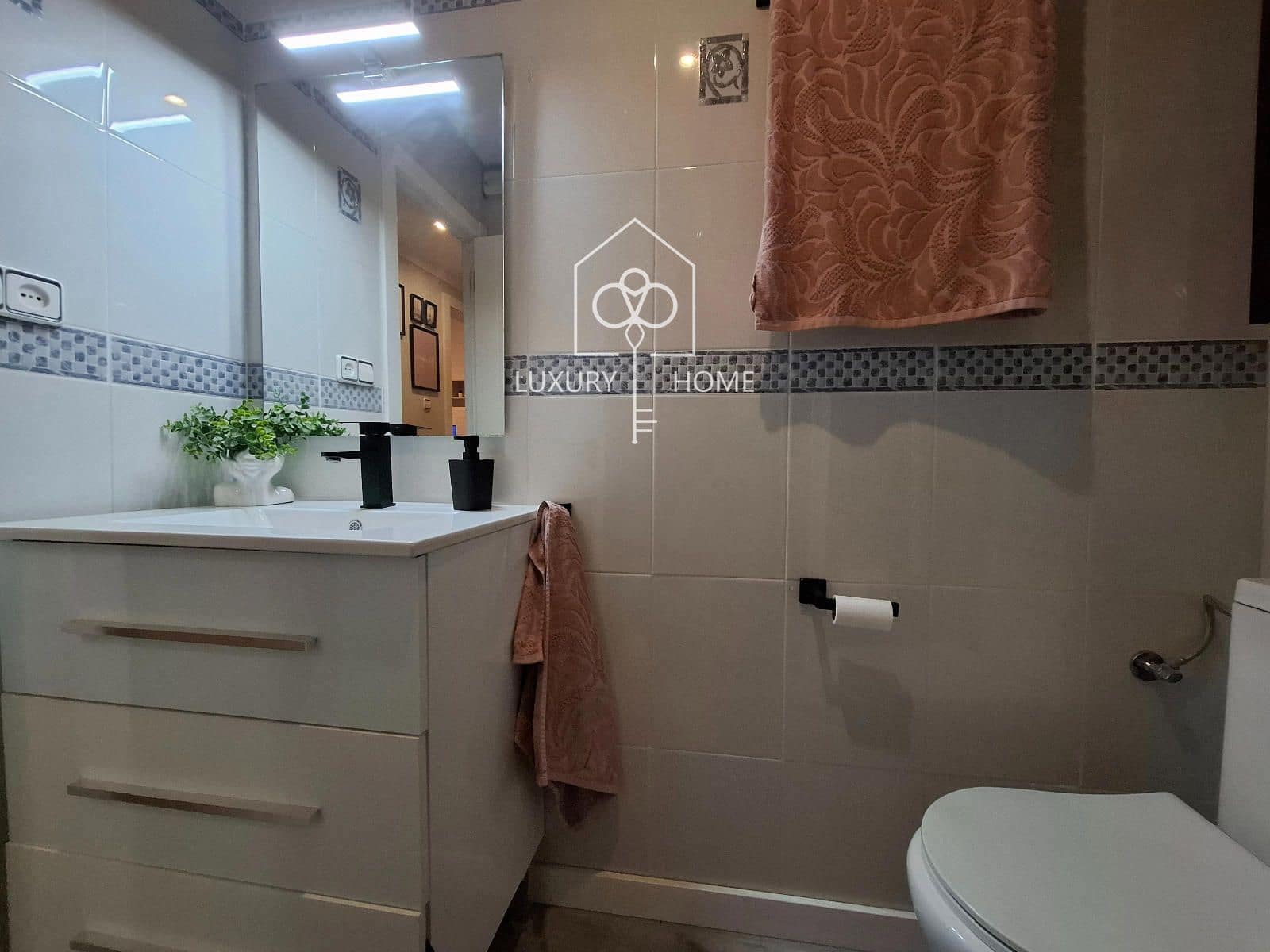 2 slaapkamer Flat te koop in Viladecans - € 189.900 (Ref: 9706051)