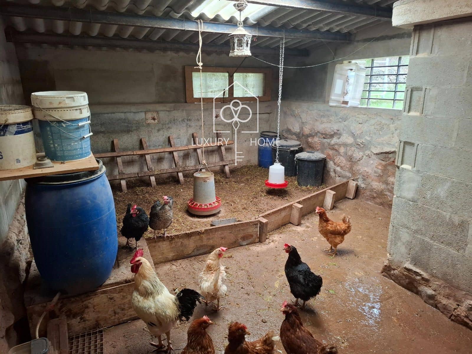 6 bedroom Villa for sale in Begues with garage - € 875,000 (Ref: 9706052)