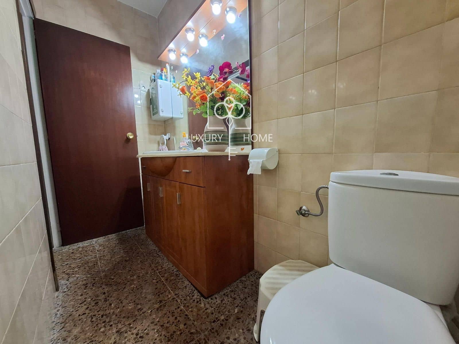 6 bedroom Villa for sale in Begues with garage - € 875,000 (Ref: 9706052)