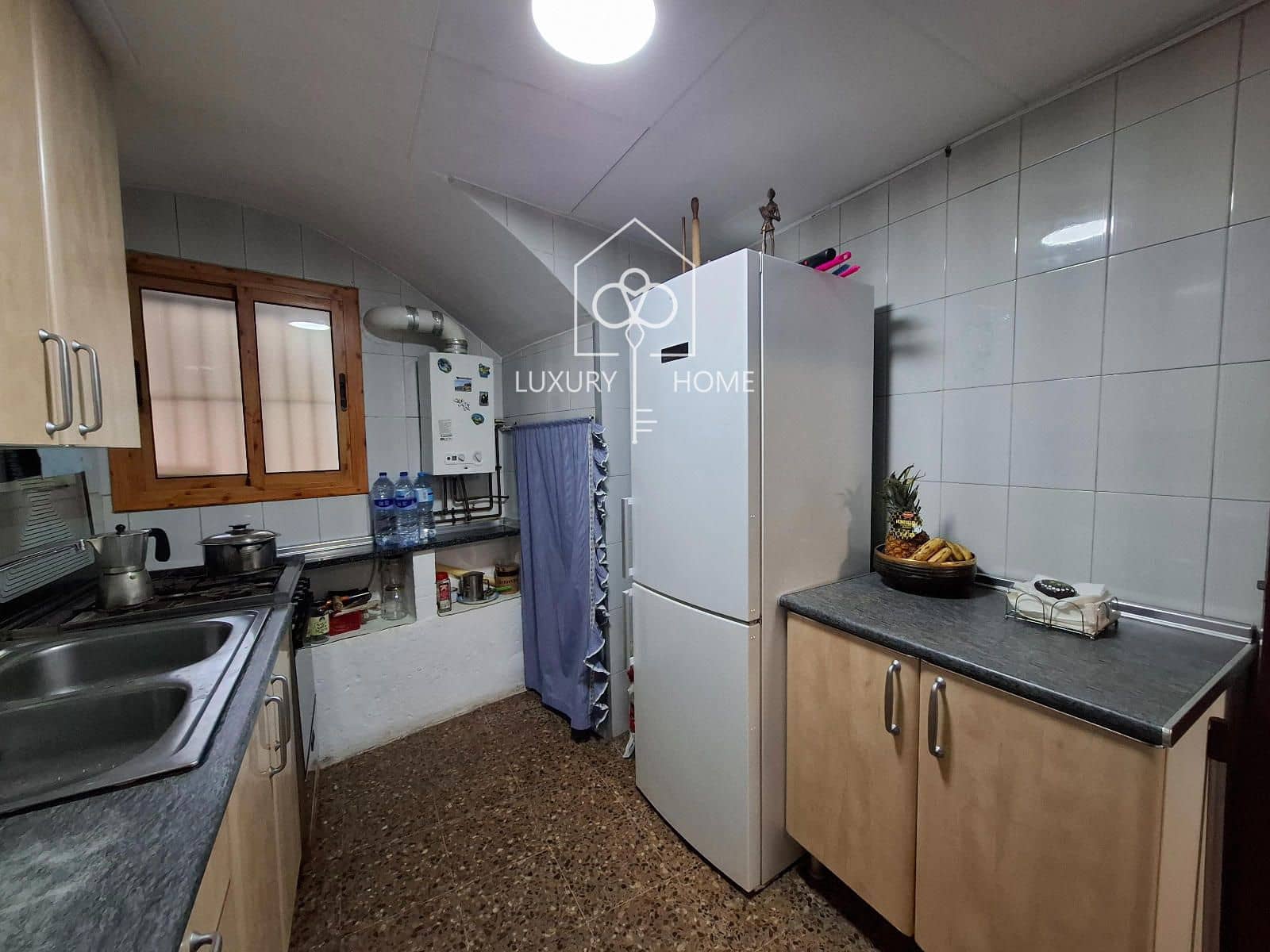 6 bedroom Villa for sale in Begues with garage - € 875,000 (Ref: 9706052)