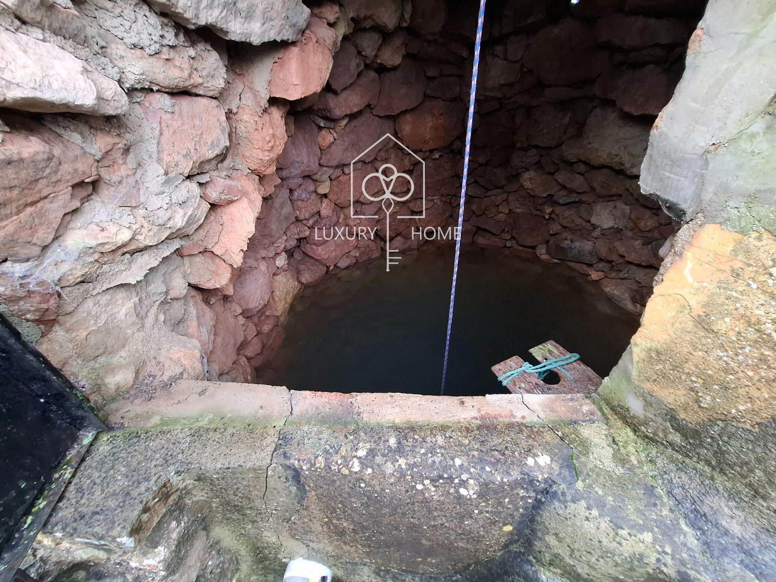 6 bedroom Villa for sale in Begues with garage - € 875,000 (Ref: 9706052)