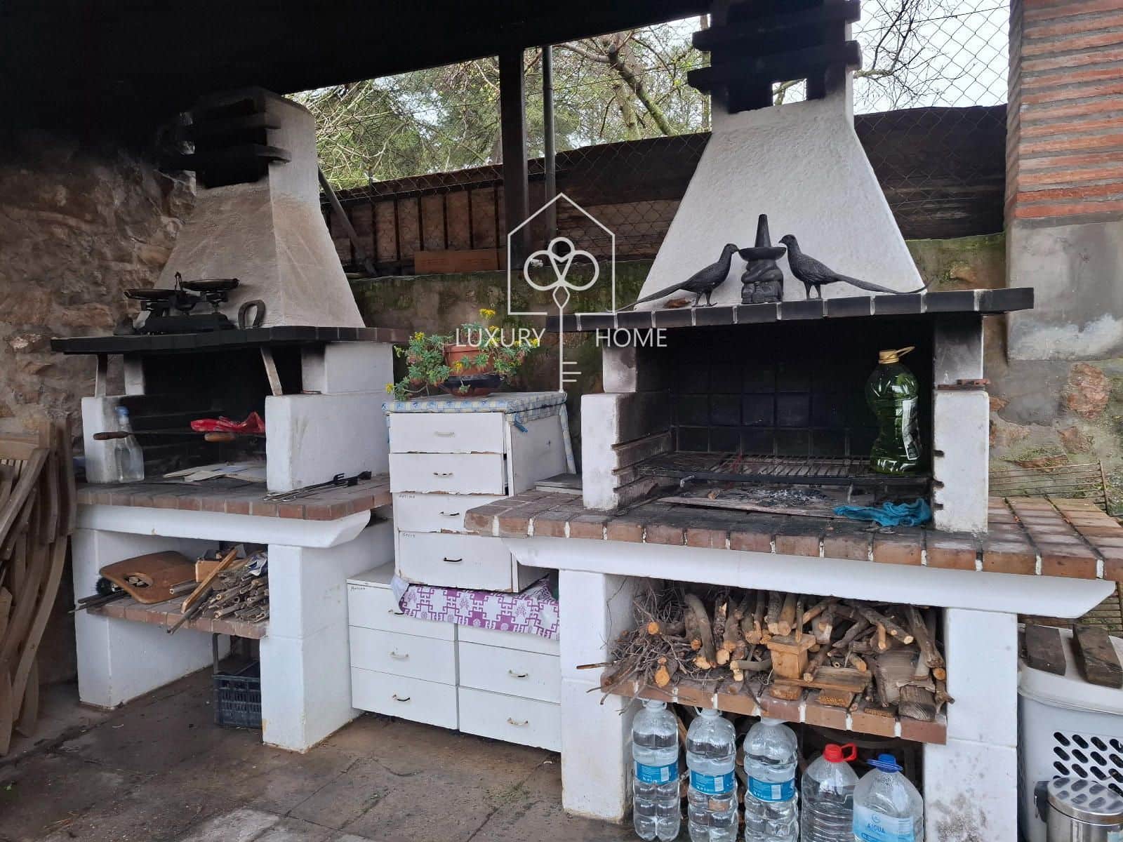 6 bedroom Villa for sale in Begues with garage - € 875,000 (Ref: 9706052)