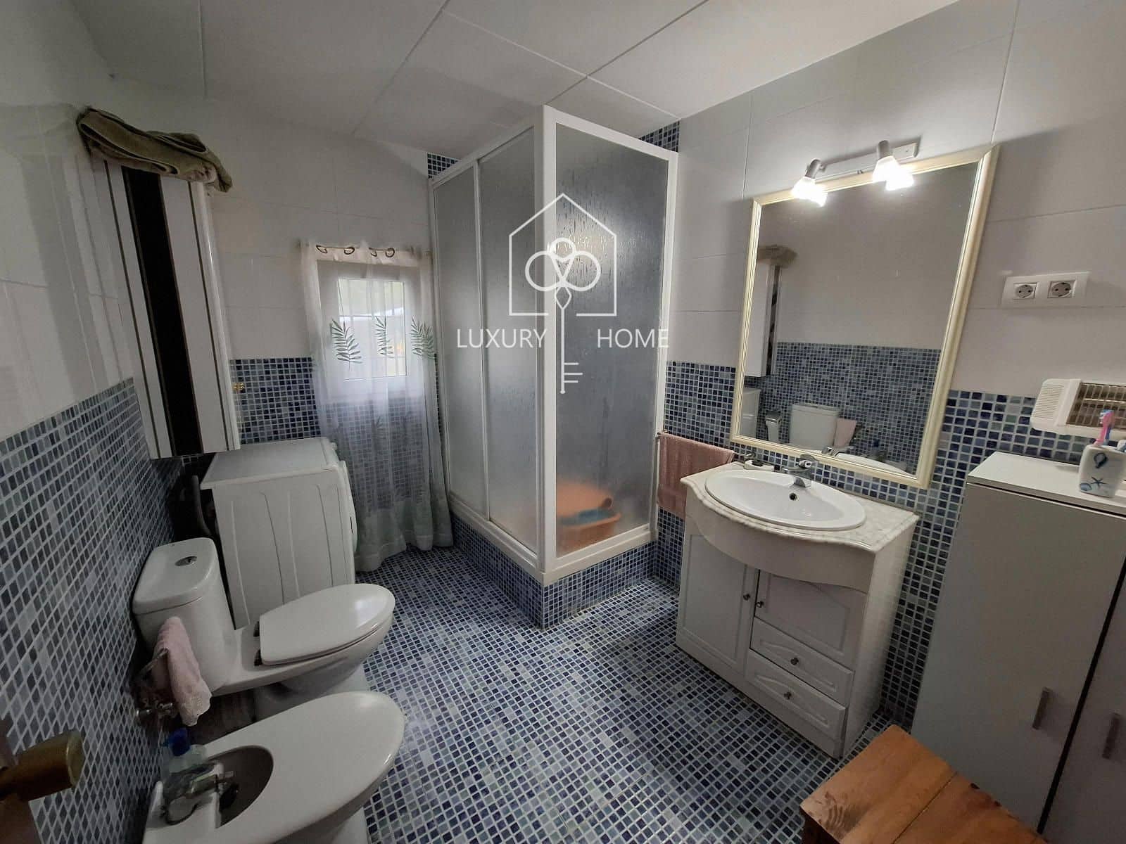 6 bedroom Villa for sale in Begues with garage - € 875,000 (Ref: 9706052)