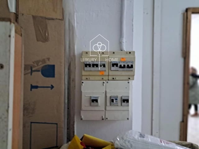 Commercial for sale in Viladecans - € 149,000 (Ref: 9731351)