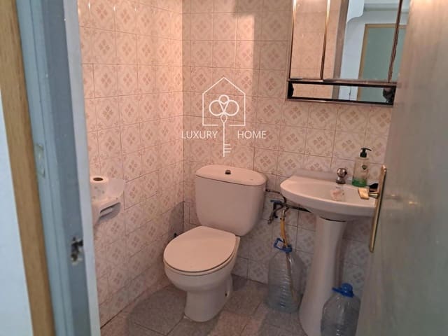 Commercial for sale in Viladecans - € 149,000 (Ref: 9731351)