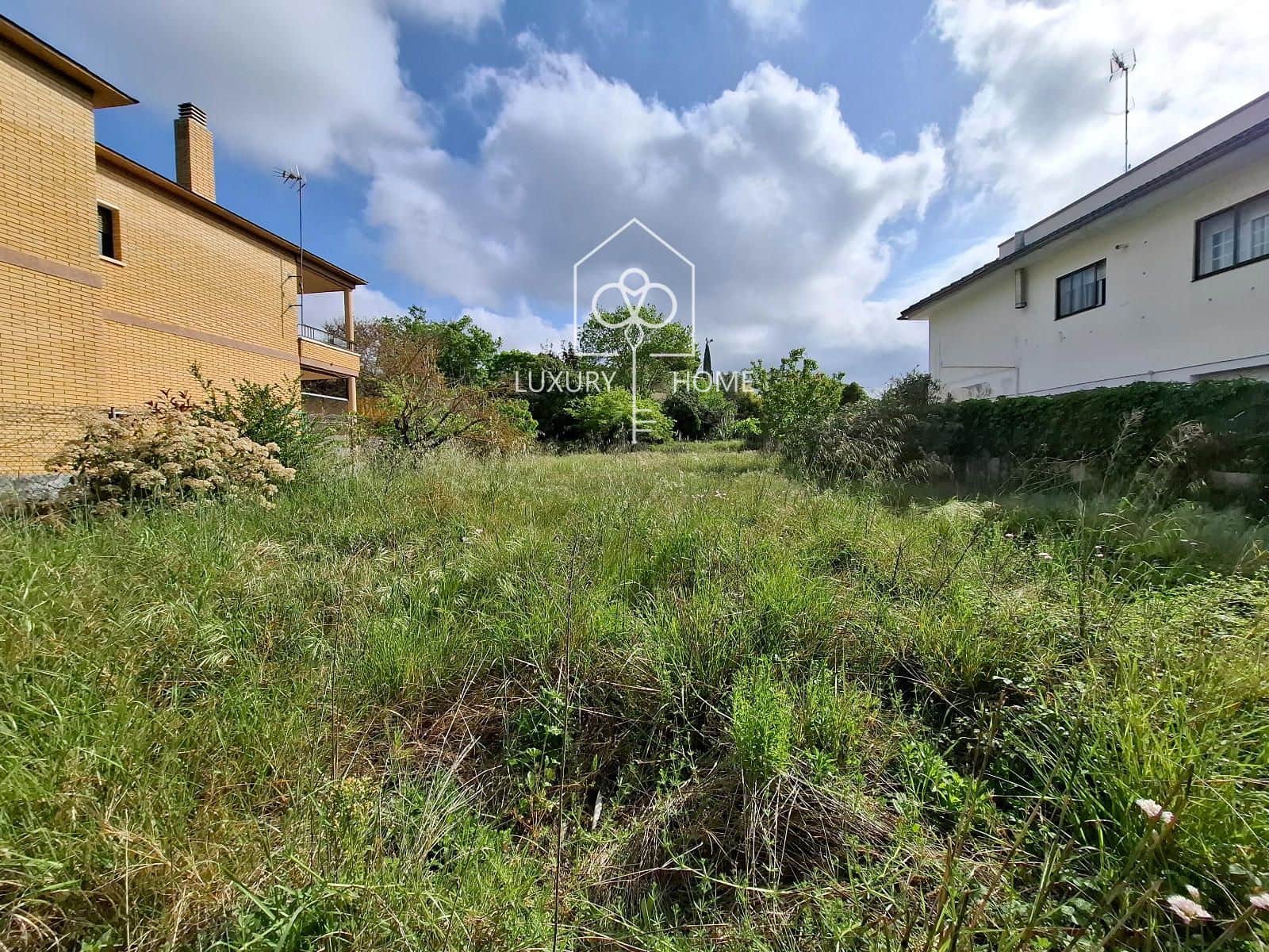 Bauplatz zu verkaufen in Begues - 176.000 € (Ref: 9795354)