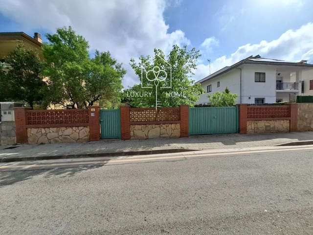 Solar/Parcela en Begues en venta - 176.000 € (Ref: 9795354)