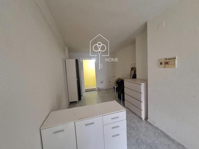 Local Commercial à louer à Viladecans - 570 € (Ref: 9795537)