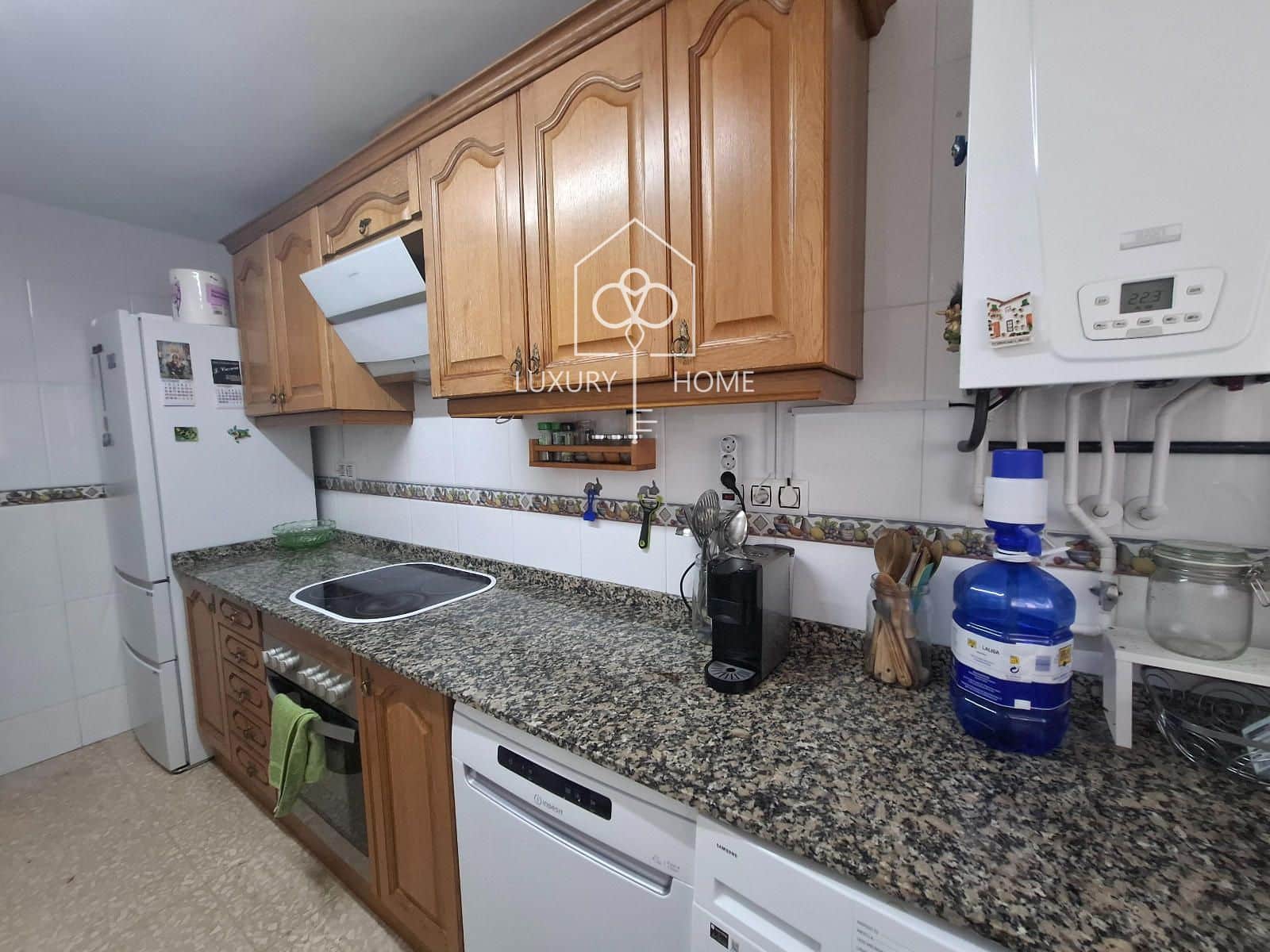 Piso de 3 habitaciones en Viladecans en venta - 299.900 € (Ref: 9807495)