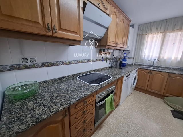 Piso de 3 habitaciones en Viladecans en venta - 299.900 € (Ref: 9807495)