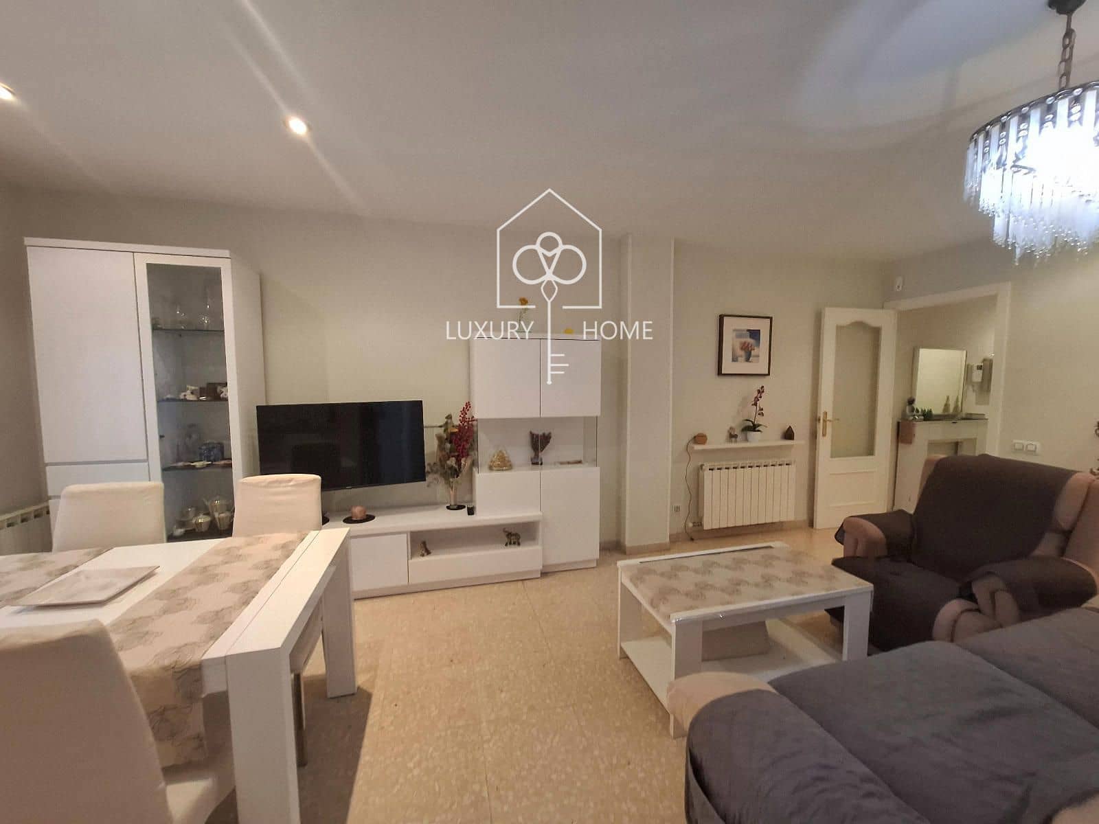 3 bedroom Flat for sale in Viladecans - € 299,900 (Ref: 9807495)