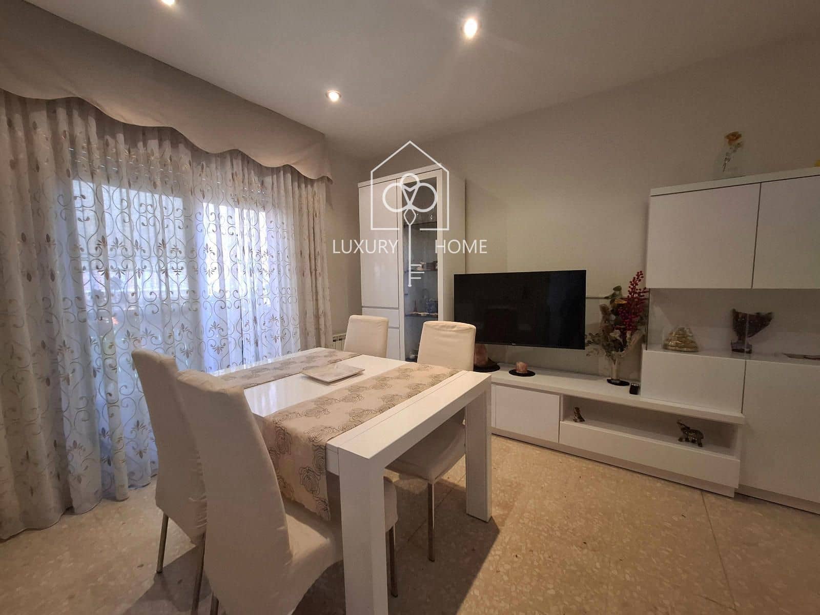 3 bedroom Flat for sale in Viladecans - € 299,900 (Ref: 9807495)