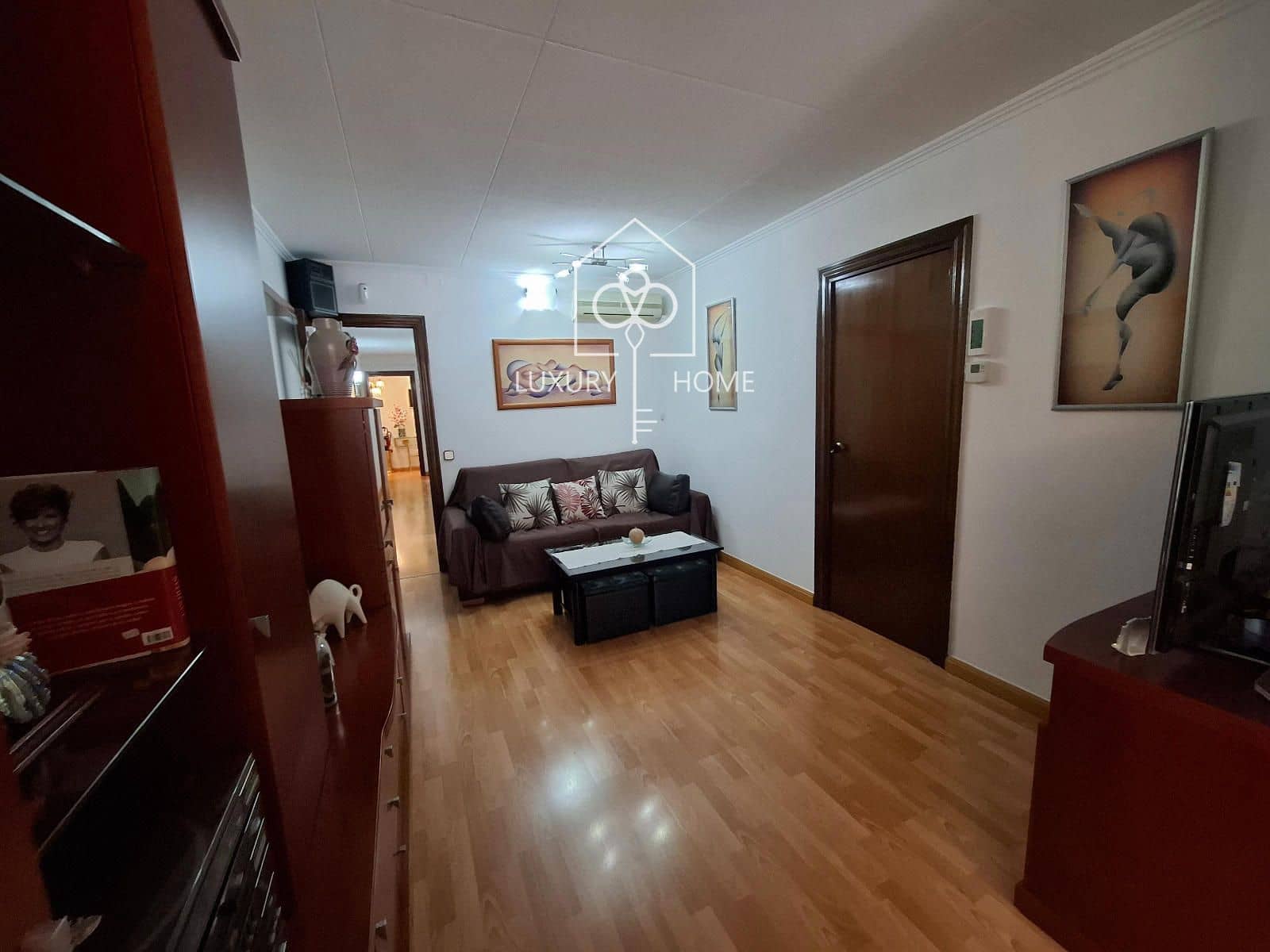 3 soveværelse Penthouse til salg i L'Hospitalet de Llobregat - € 319.100 (Ref: 9830316)