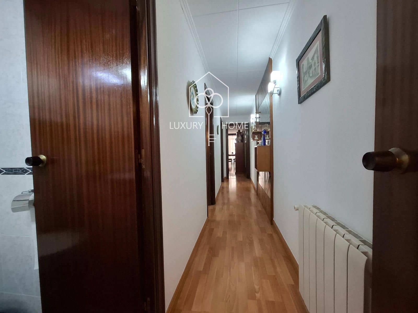 3 soveværelse Penthouse til salg i L'Hospitalet de Llobregat - € 319.100 (Ref: 9830316)