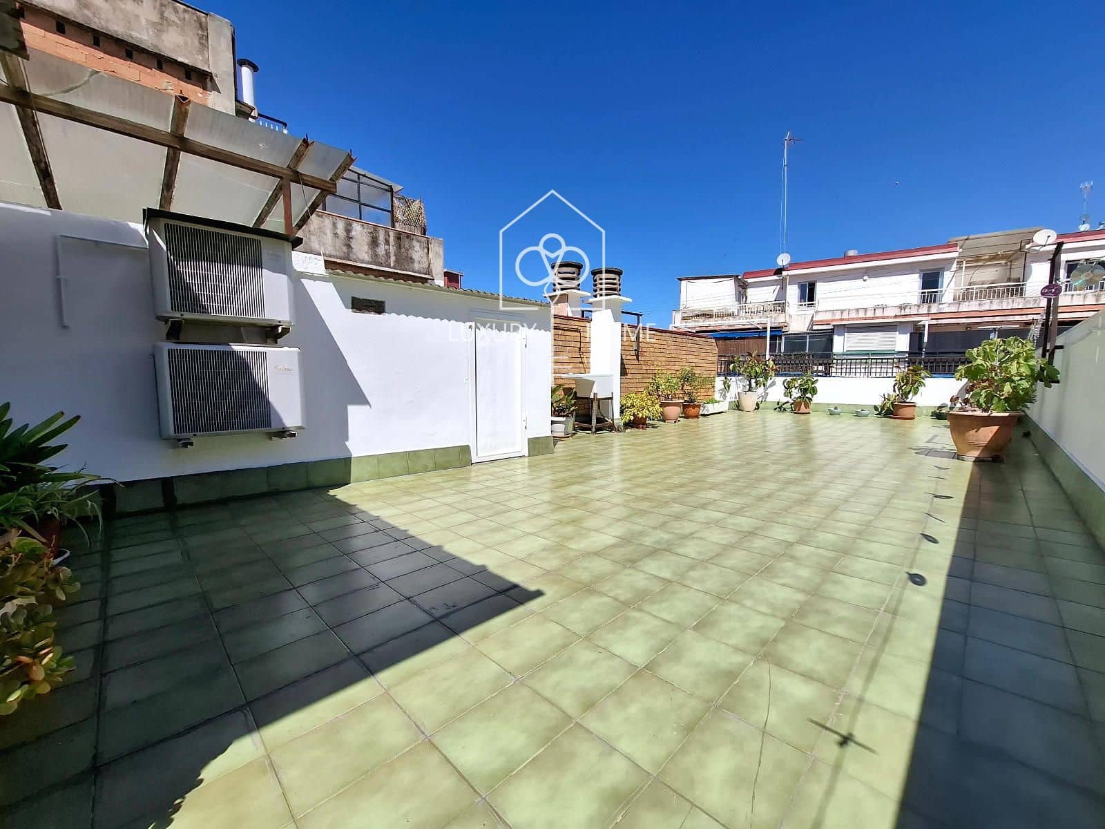 3 soveværelse Penthouse til salg i L'Hospitalet de Llobregat - € 319.100 (Ref: 9830316)