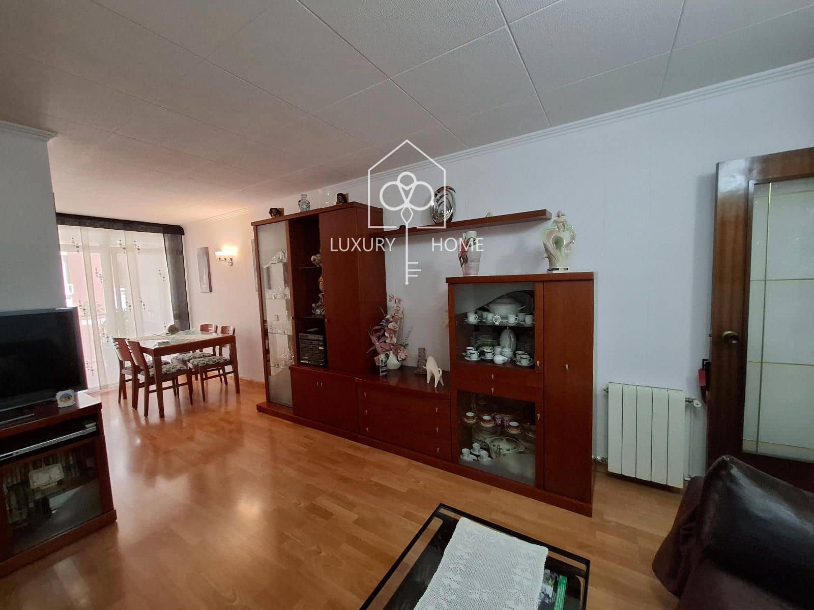 3 soveværelse Penthouse til salg i L'Hospitalet de Llobregat - € 319.100 (Ref: 9830316)