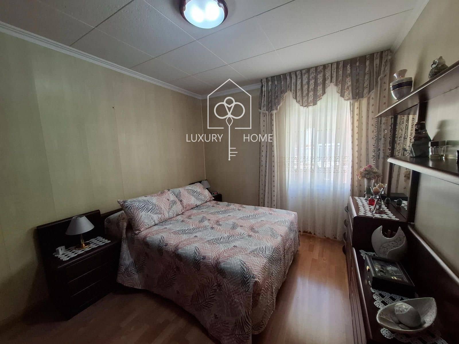3 soveværelse Penthouse til salg i L'Hospitalet de Llobregat - € 319.100 (Ref: 9830316)