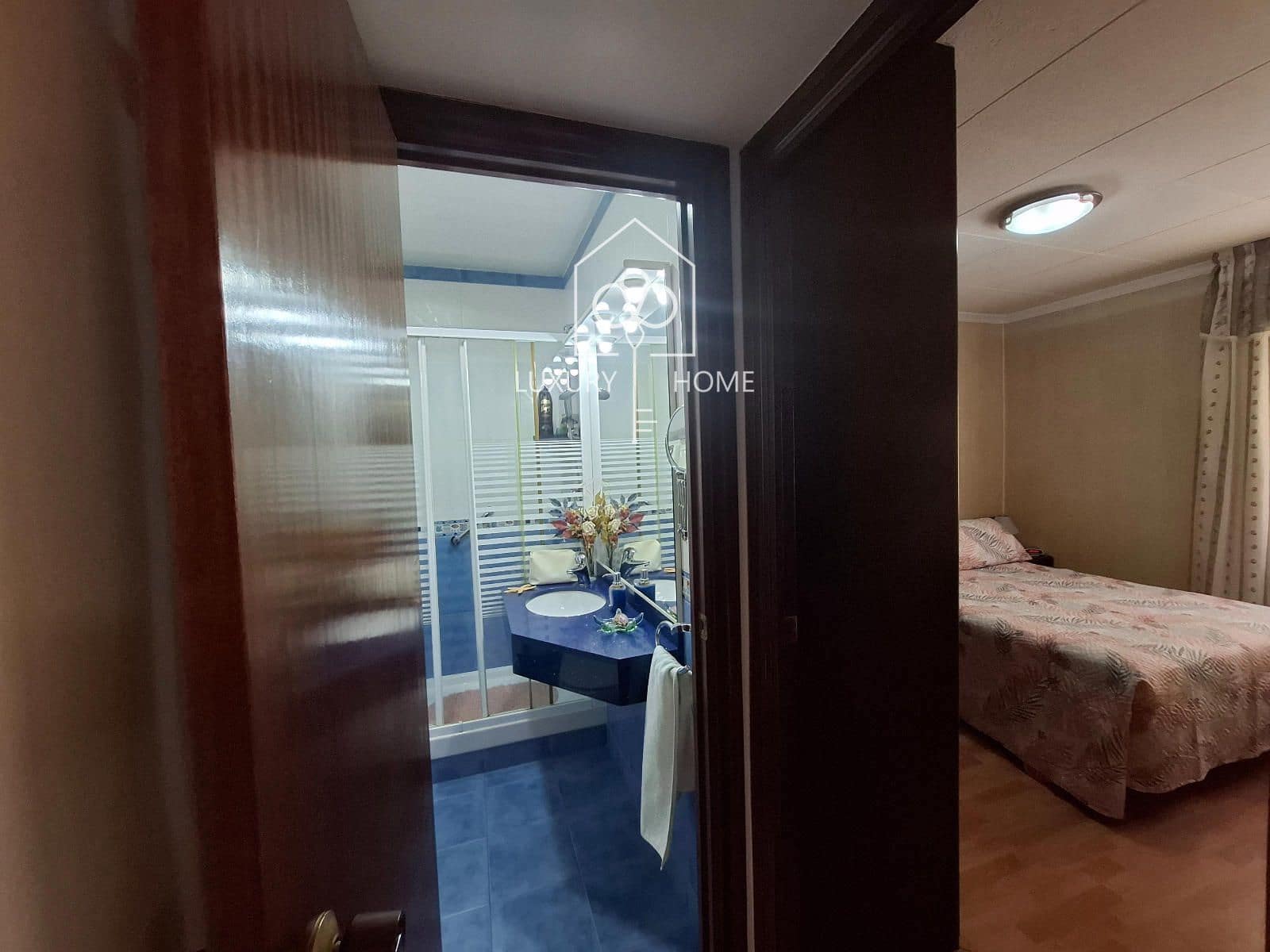 3 soveværelse Penthouse til salg i L'Hospitalet de Llobregat - € 319.100 (Ref: 9830316)