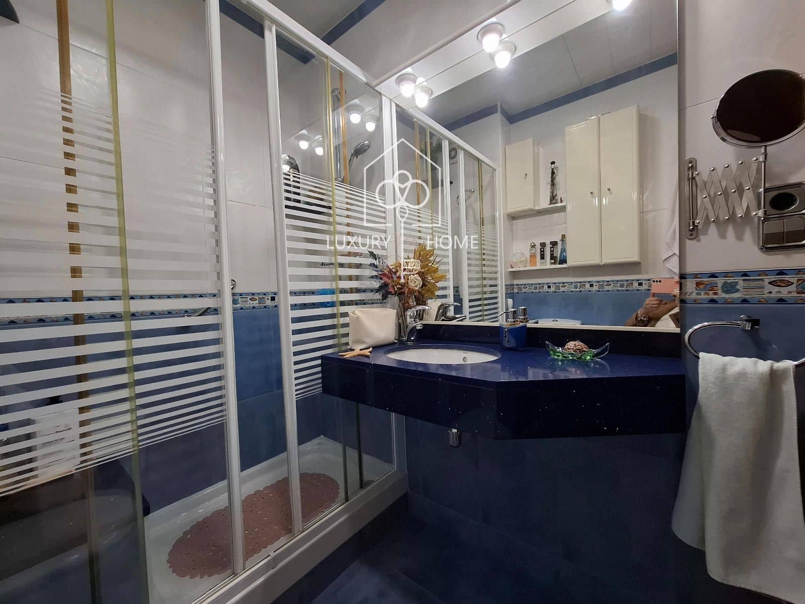 3 soveværelse Penthouse til salg i L'Hospitalet de Llobregat - € 319.100 (Ref: 9830316)