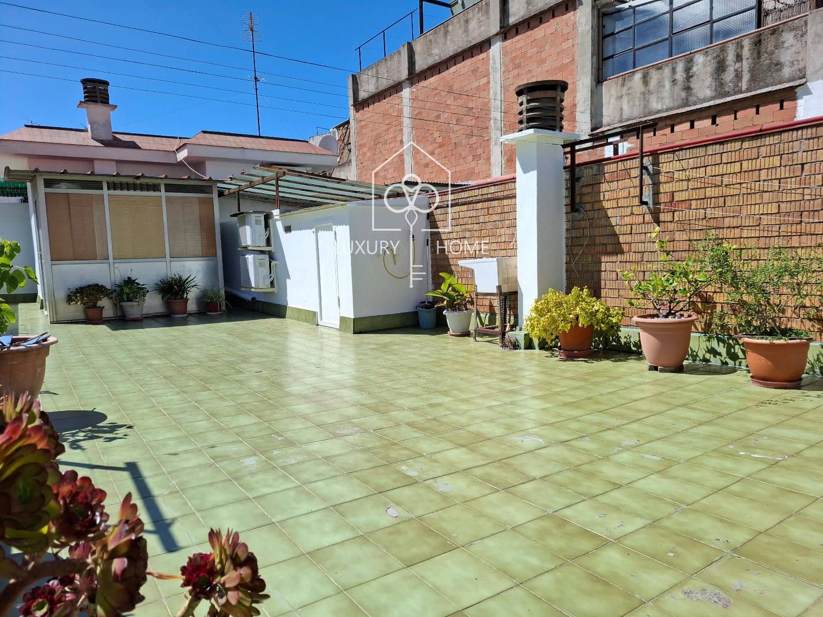 3 soveværelse Penthouse til salg i L'Hospitalet de Llobregat - € 319.100 (Ref: 9830316)
