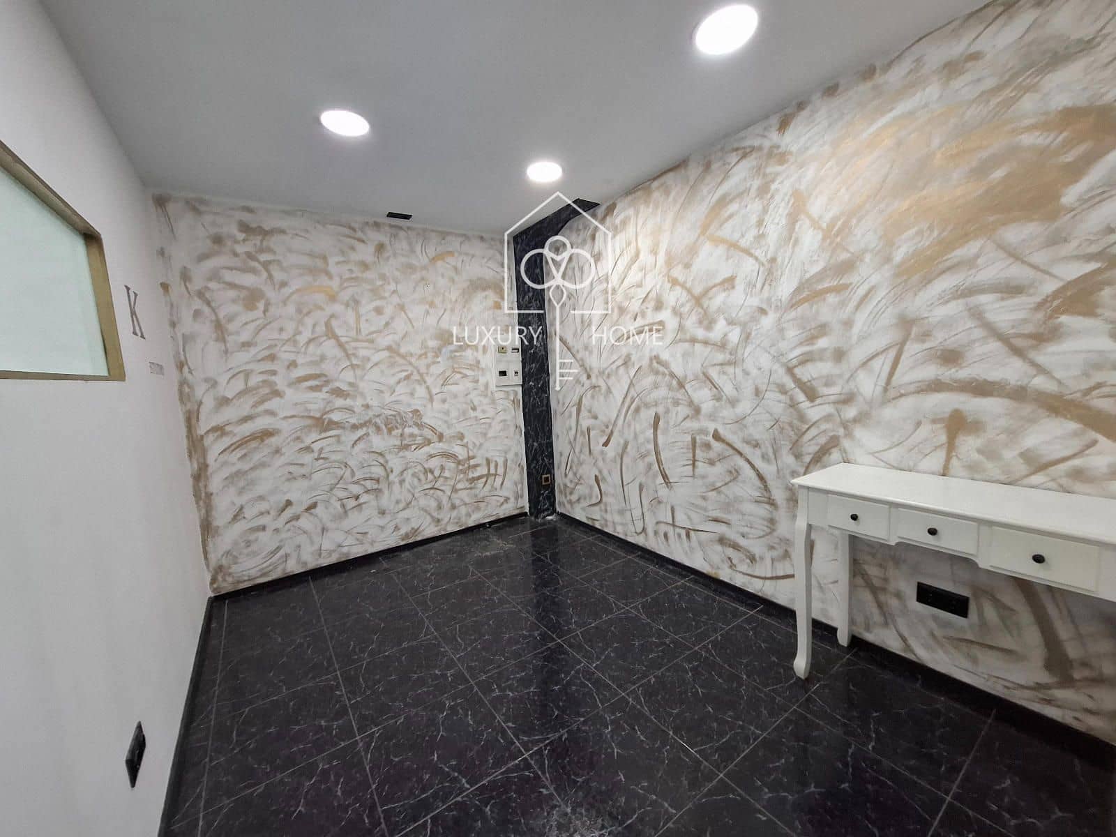 Commercieel te koop in Viladecans - € 95.000 (Ref: 9844252)