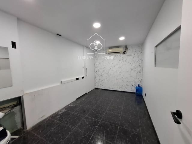 Commercieel te koop in Viladecans - € 95.000 (Ref: 9844252)