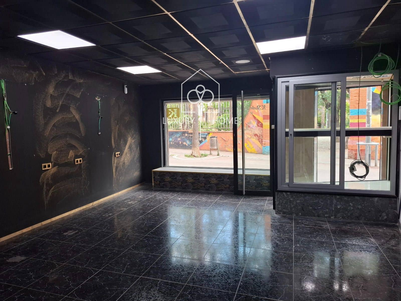 Commercieel te koop in Viladecans - € 95.000 (Ref: 9844252)