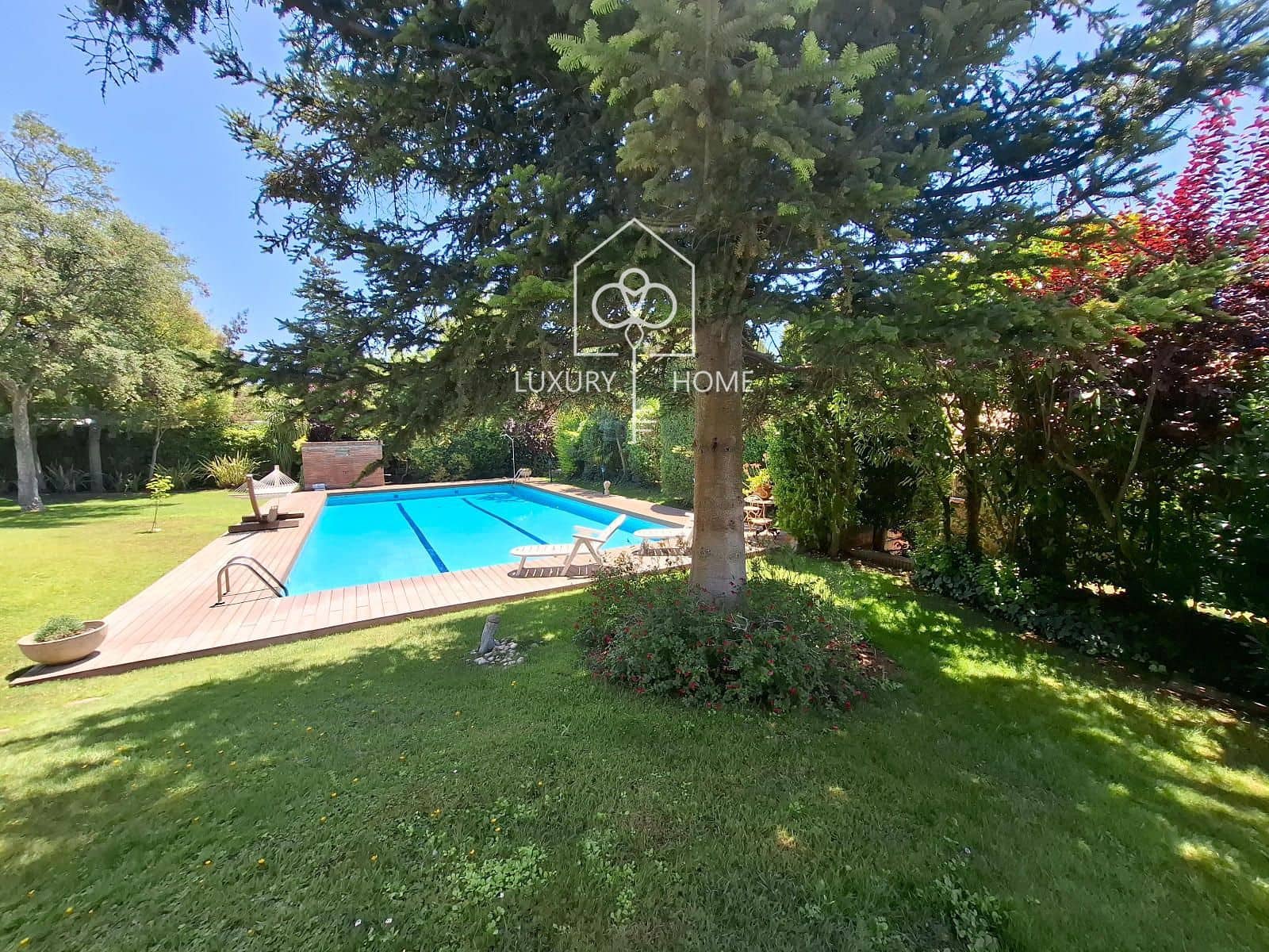 5 bedroom Villa for sale in Begues with pool garage - € 1,120,000 (Ref: 9928607)