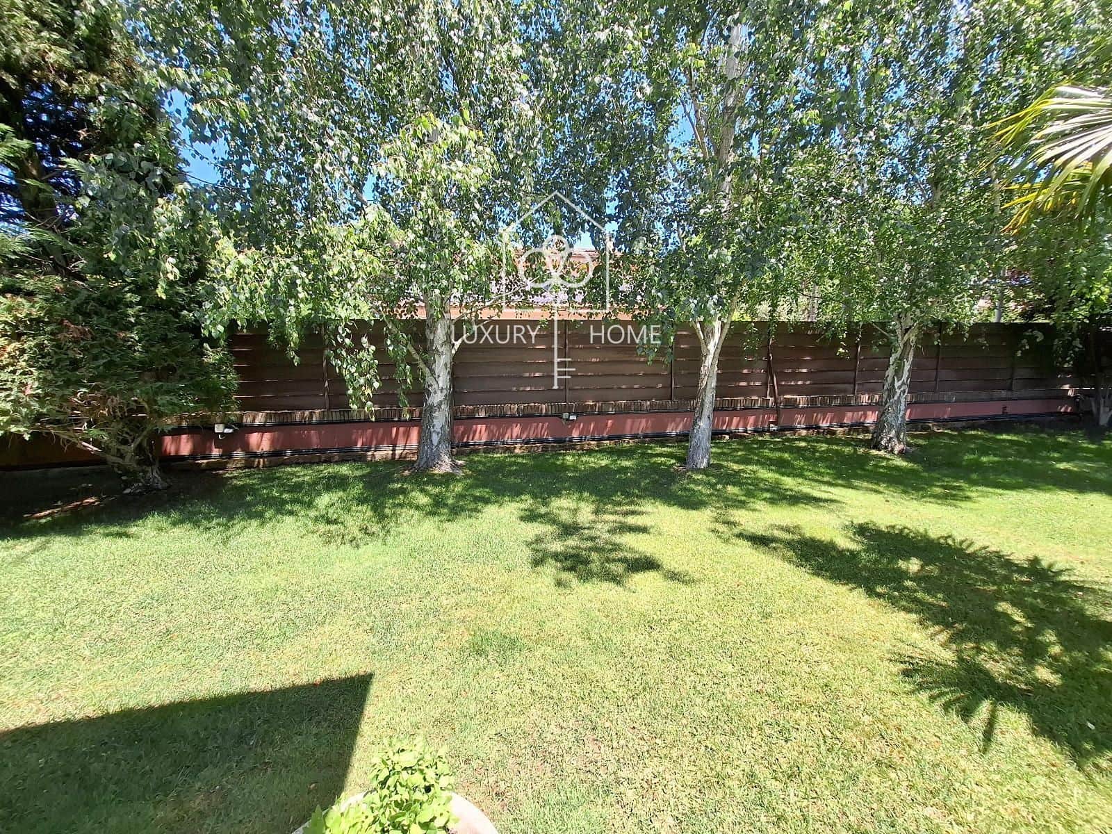 5 bedroom Villa for sale in Begues with pool garage - € 1,120,000 (Ref: 9928607)