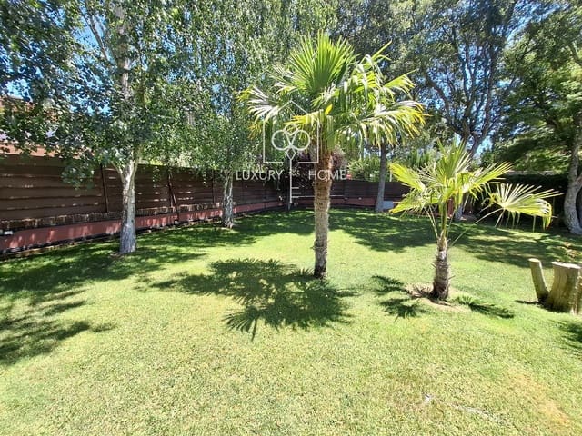 5 slaapkamer Villa te koop in Begues met zwembad garage - € 1.120.000 (Ref: 9928607)
