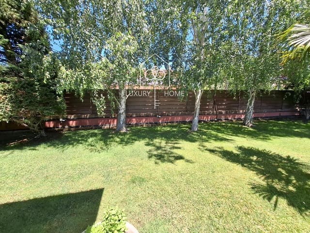 5 slaapkamer Villa te koop in Begues met zwembad garage - € 1.120.000 (Ref: 9928607)