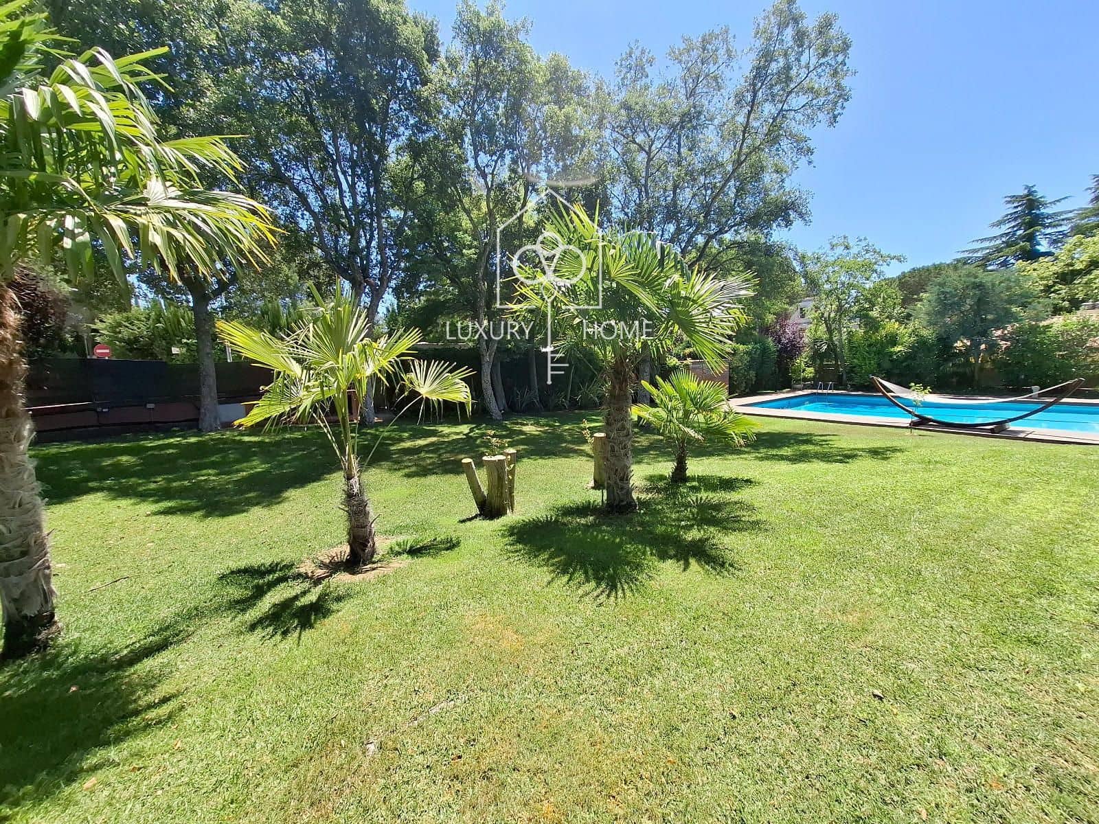 5 bedroom Villa for sale in Begues with pool garage - € 1,120,000 (Ref: 9928607)