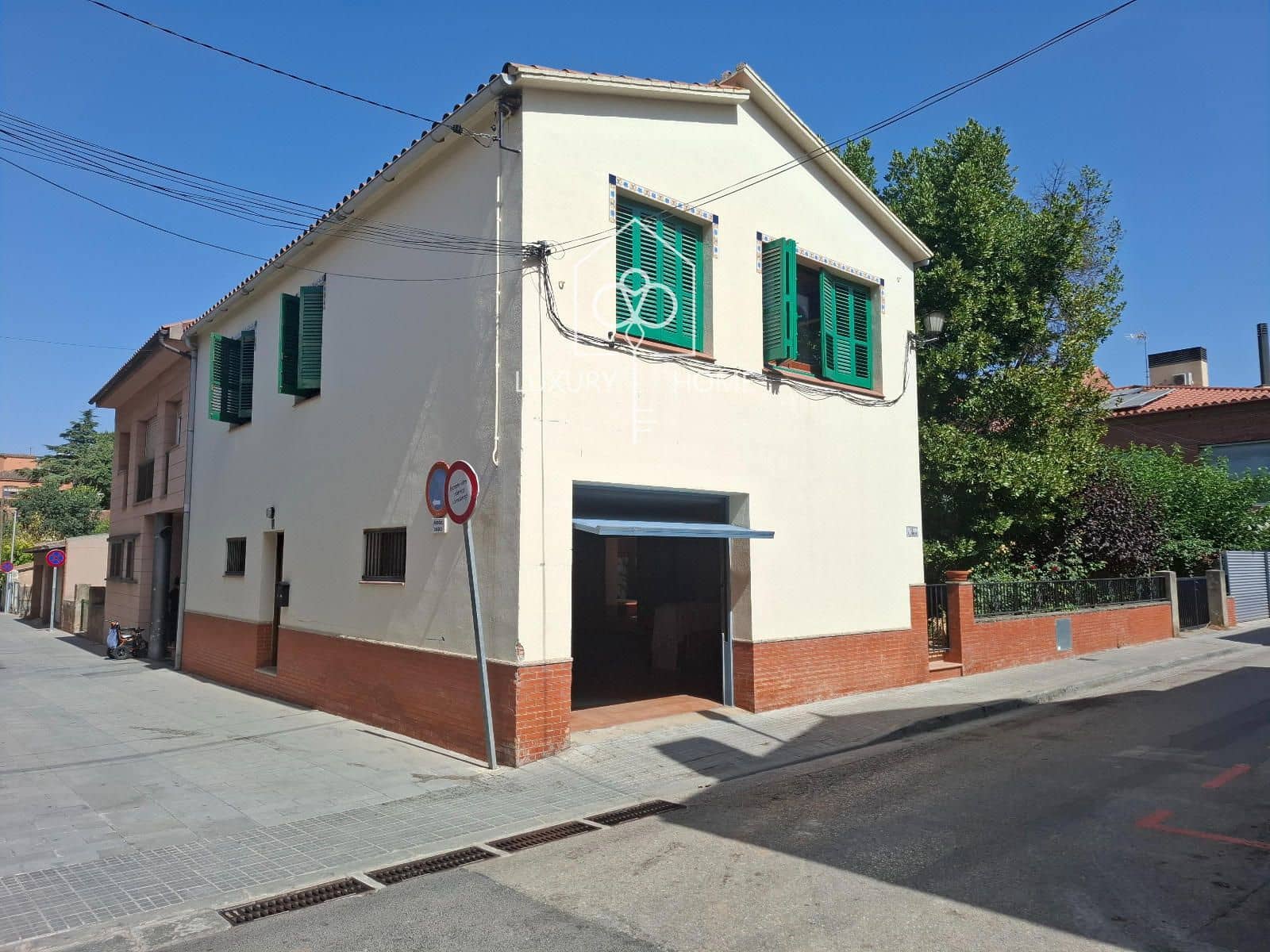 3 slaapkamer Villa te koop in Begues - € 510.000 (Ref: 9984262)