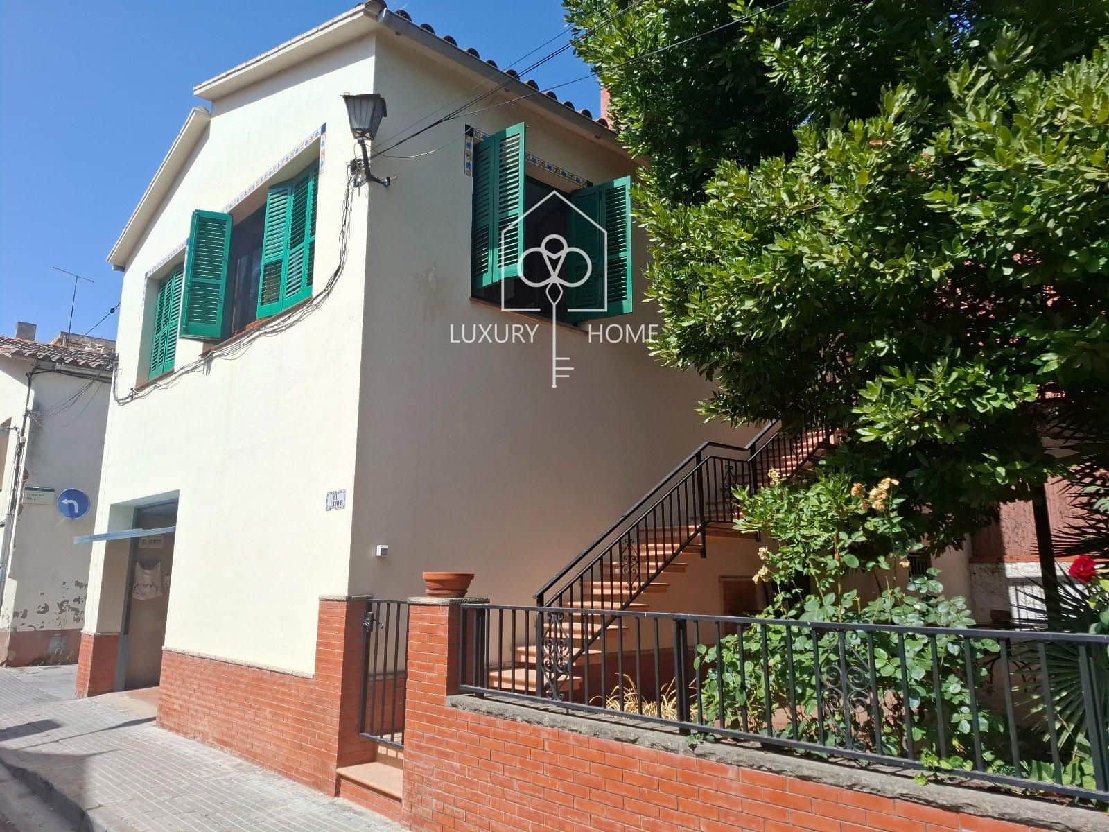 3 slaapkamer Villa te koop in Begues - € 510.000 (Ref: 9984262)
