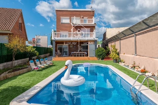 5 soveværelse Villa til salg i Viladecans med swimmingpool garage - € 890.000 (Ref: 9996390)