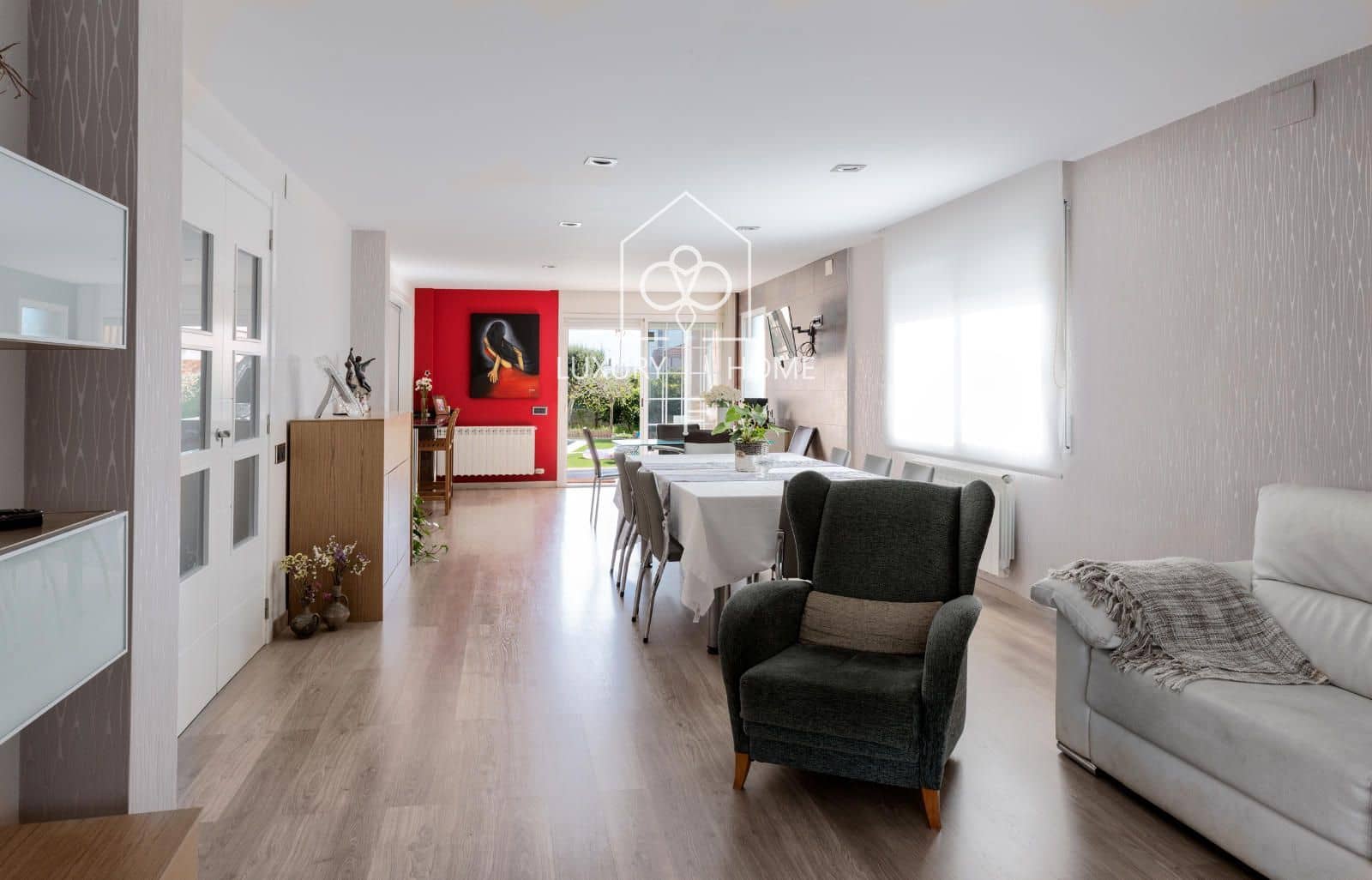5 soveværelse Villa til salg i Viladecans med swimmingpool garage - € 890.000 (Ref: 9996390)