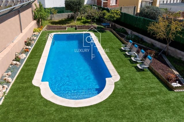 5 soveværelse Villa til salg i Viladecans med swimmingpool garage - € 890.000 (Ref: 9996390)