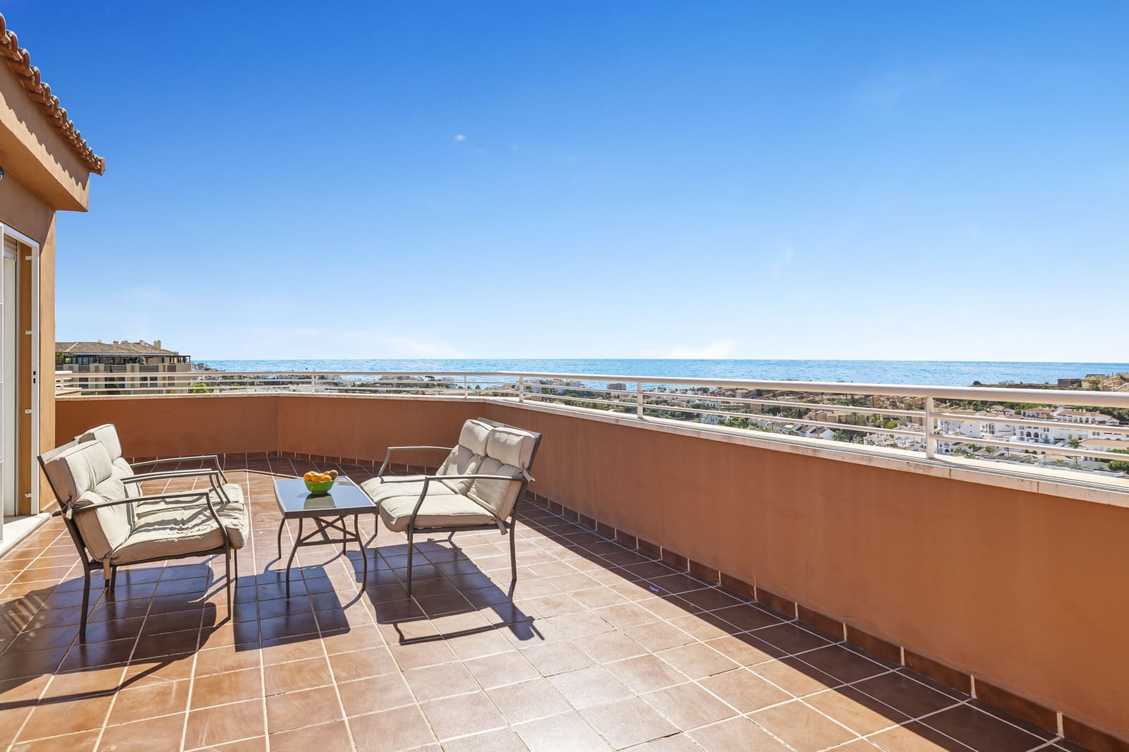 2 bedroom Penthouse for sale in Mijas Costa with pool garage - € 375,000 (Ref: 9404571)