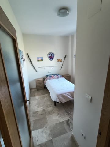 Apartamento de 3 habitaciones en Gandia en venta con piscina garaje - 220.000 € (Ref: 9409337)