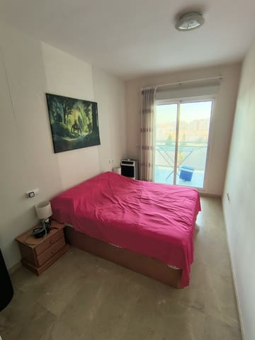 Apartamento de 3 habitaciones en Gandia en venta con piscina garaje - 220.000 € (Ref: 9409337)