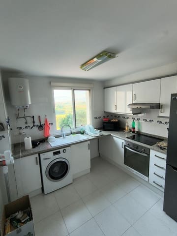 Apartamento de 3 habitaciones en Gandia en venta con piscina garaje - 220.000 € (Ref: 9409337)