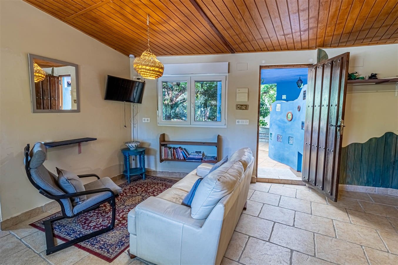 5 bedroom Finca/Country House for sale in Niguelas with pool garage - € 545,000 (Ref: 9414566)