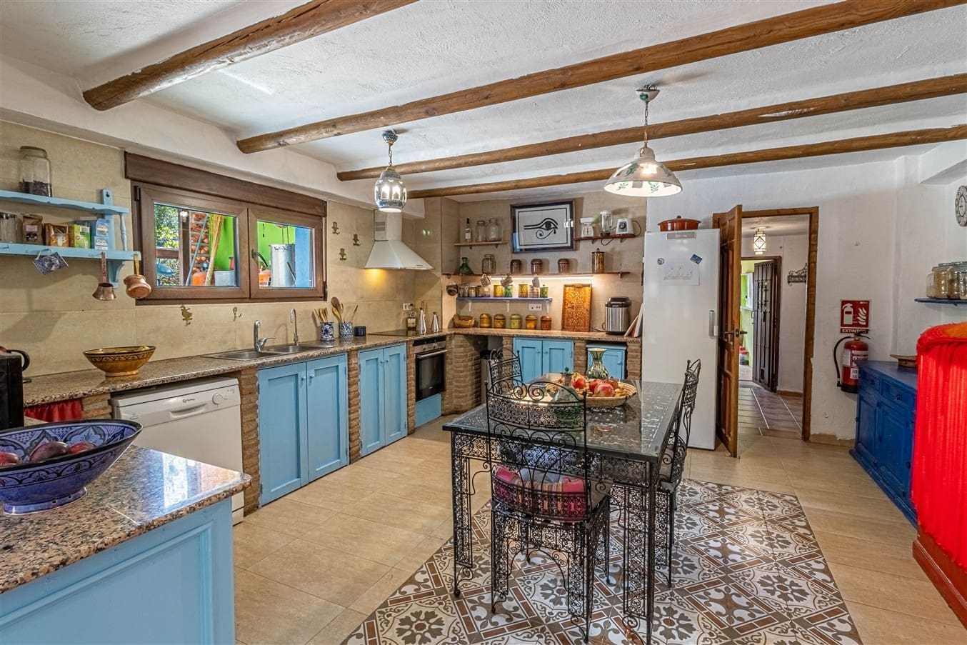 5 bedroom Finca/Country House for sale in Niguelas with pool garage - € 545,000 (Ref: 9414566)