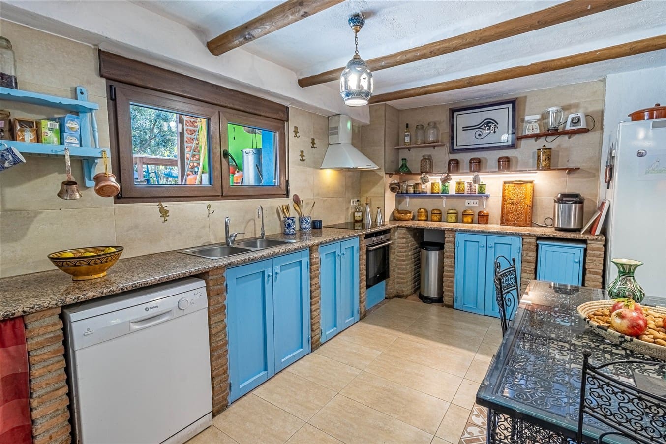 5 bedroom Finca/Country House for sale in Niguelas with pool garage - € 545,000 (Ref: 9414566)