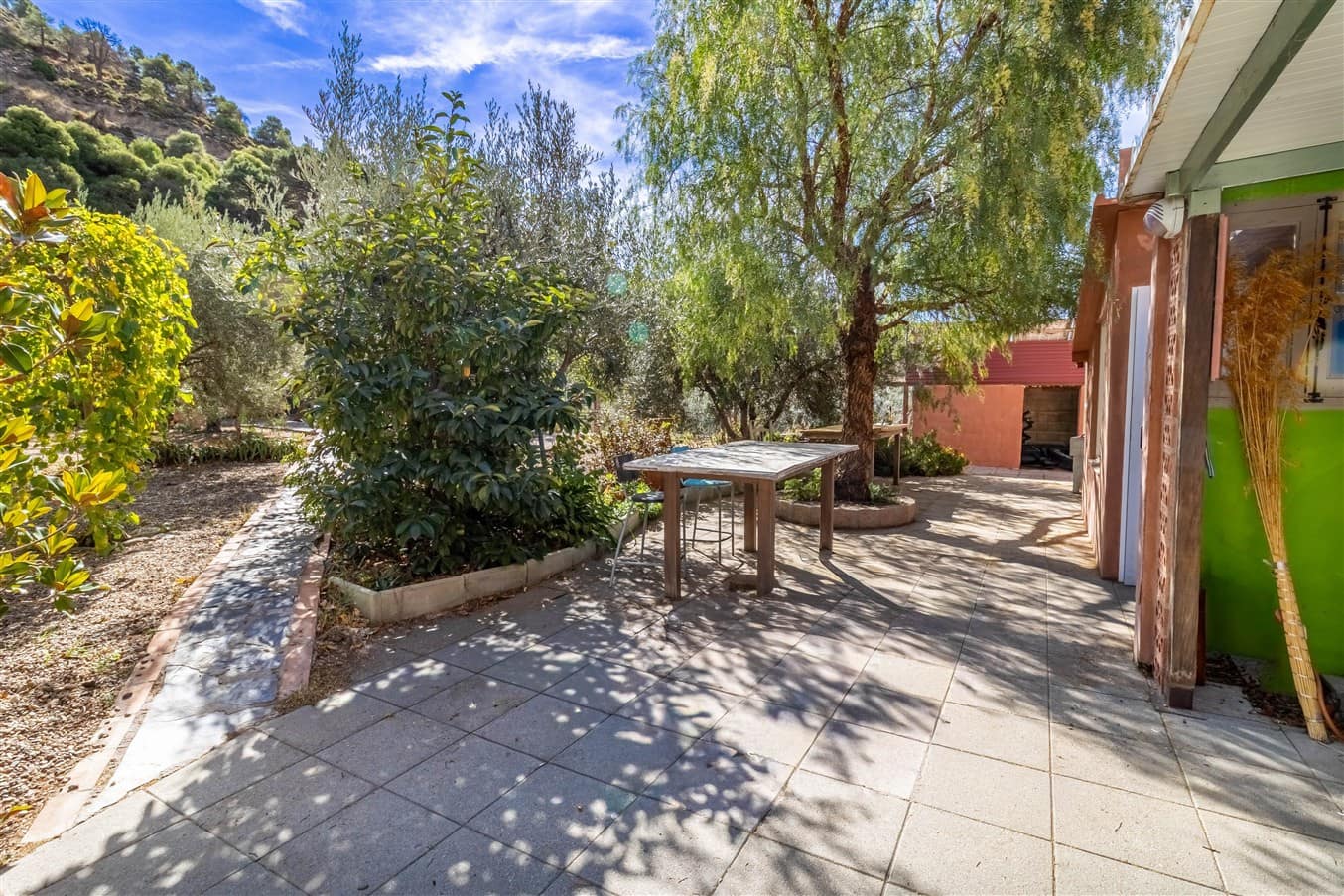 5 bedroom Finca/Country House for sale in Niguelas with pool garage - € 545,000 (Ref: 9414566)