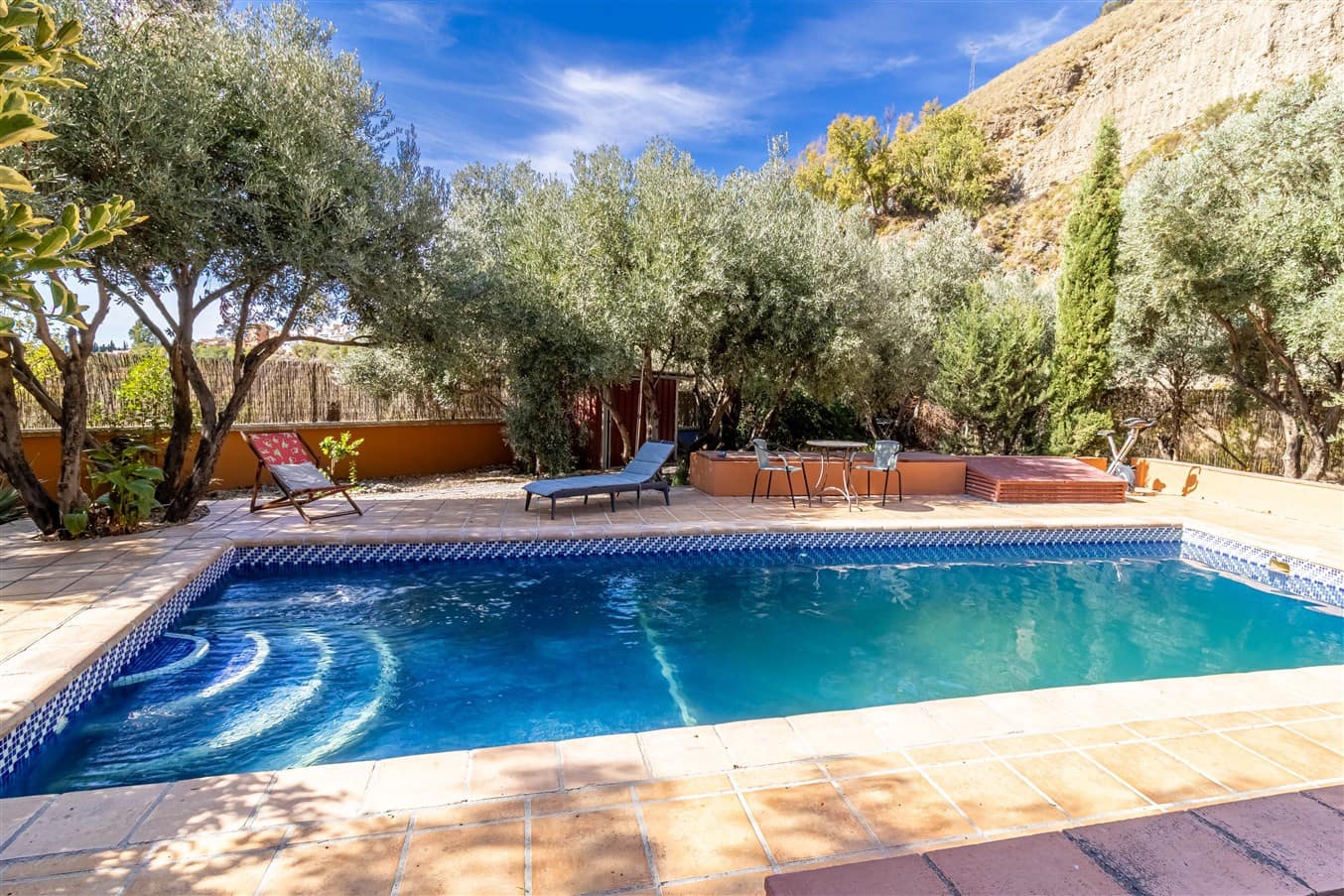 5 bedroom Finca/Country House for sale in Niguelas with pool garage - € 545,000 (Ref: 9414566)