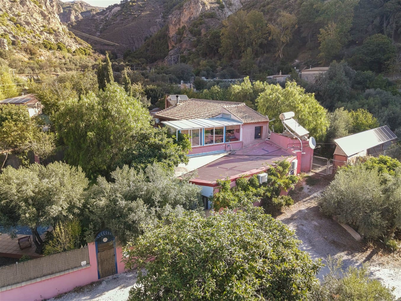 5 bedroom Finca/Country House for sale in Niguelas with pool garage - € 545,000 (Ref: 9414566)