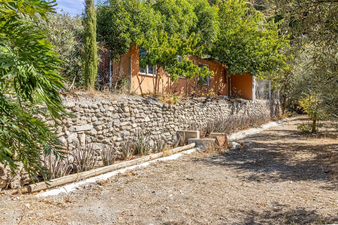 5 bedroom Finca/Country House for sale in Niguelas with pool garage - € 545,000 (Ref: 9414566)