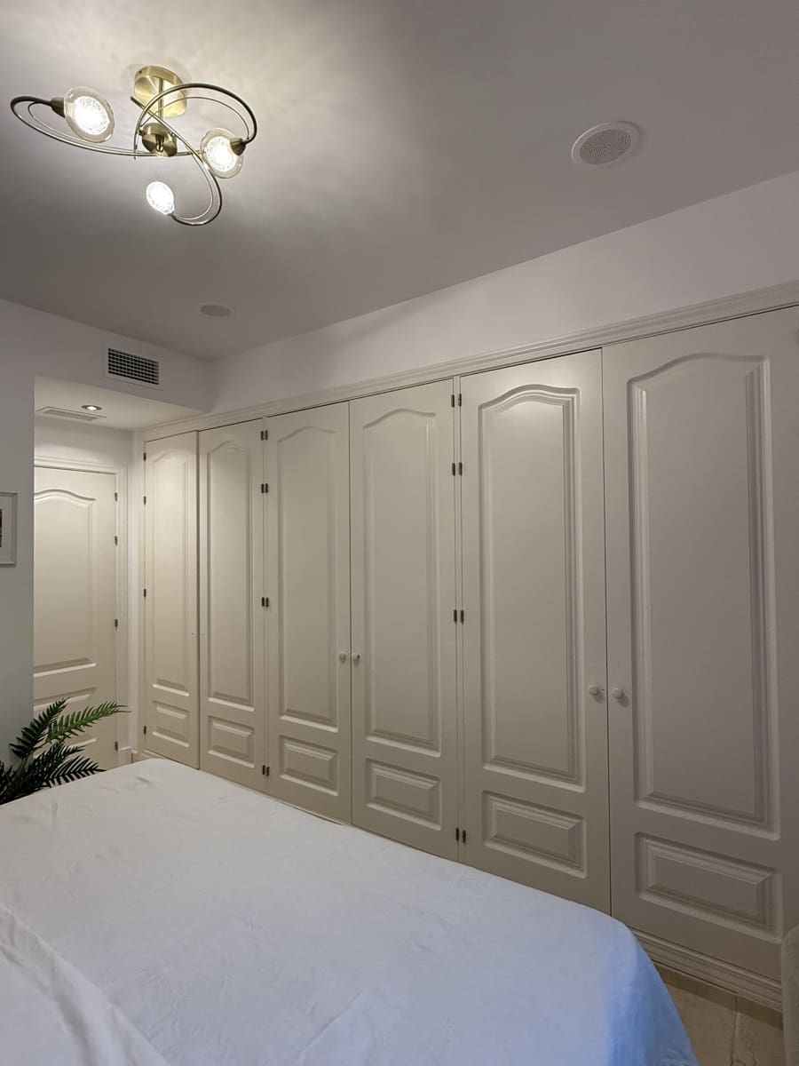 2 Zimmer Apartment zu verkaufen in New Golden Mile mit Pool Garage - 500.000 € (Ref: 9411307)